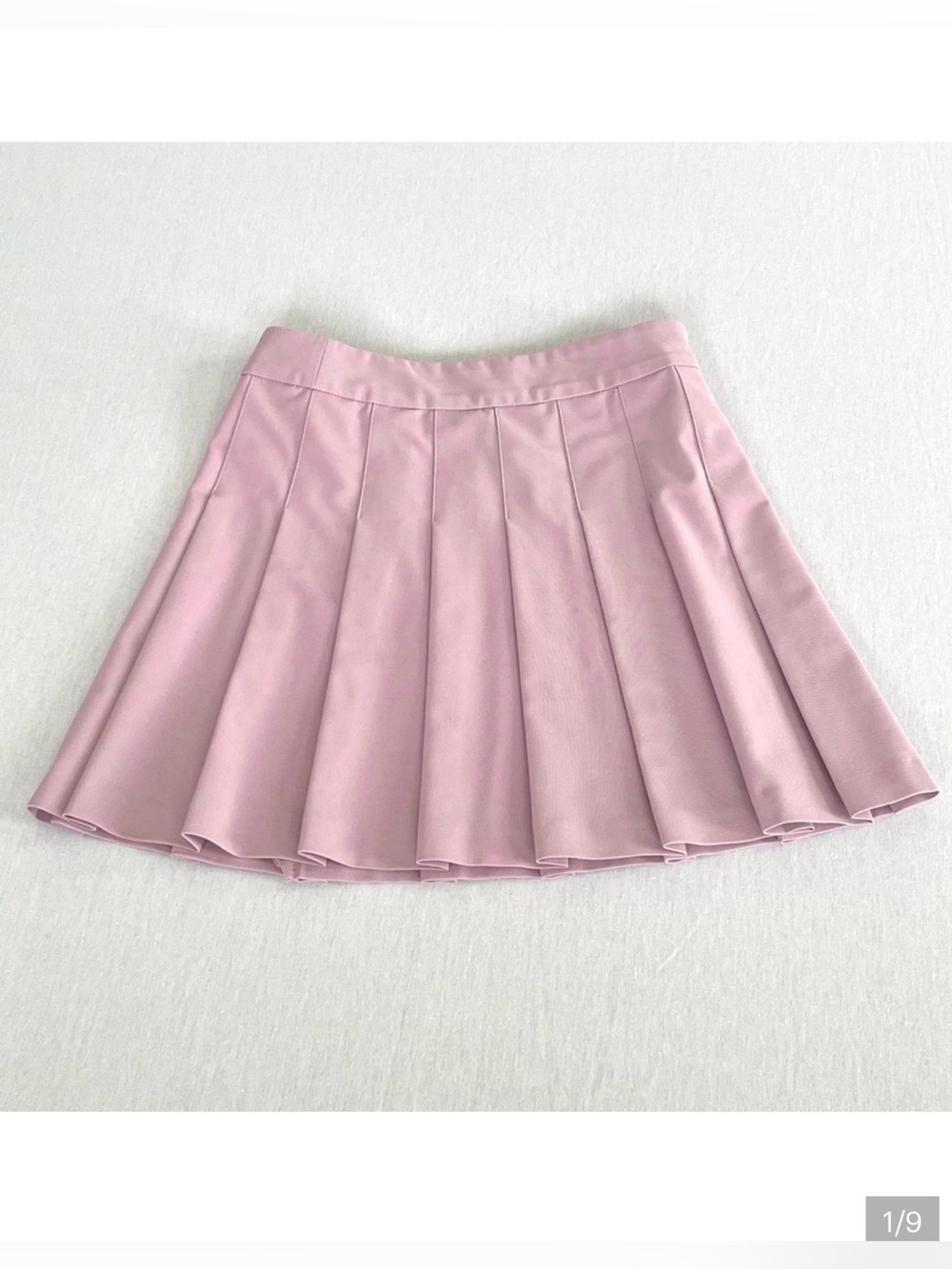 ⭐️host Pick⭐️ Aritzia Sunday Best Olive Mini 15" Skirt